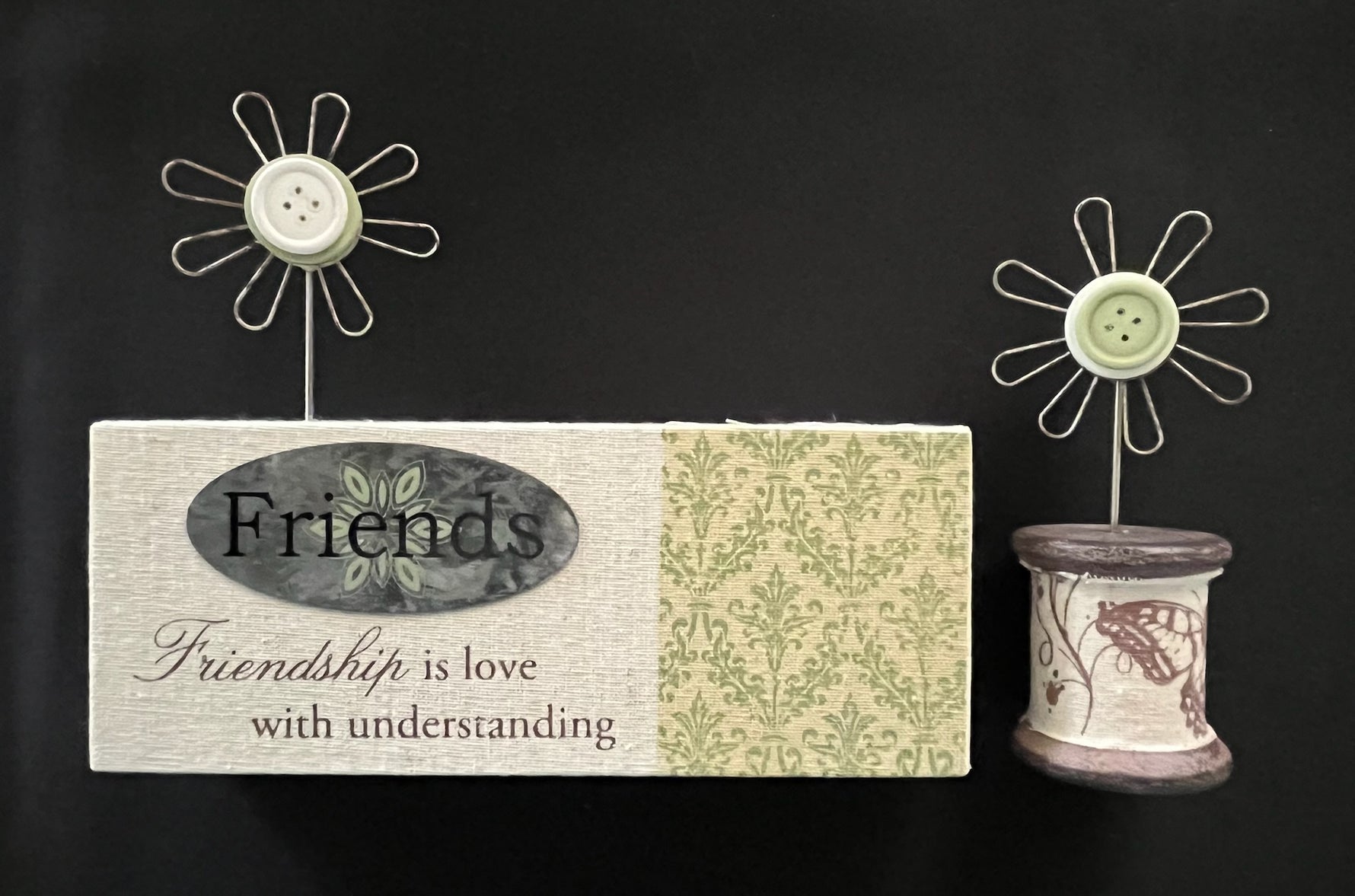 Friends Desktop Decor