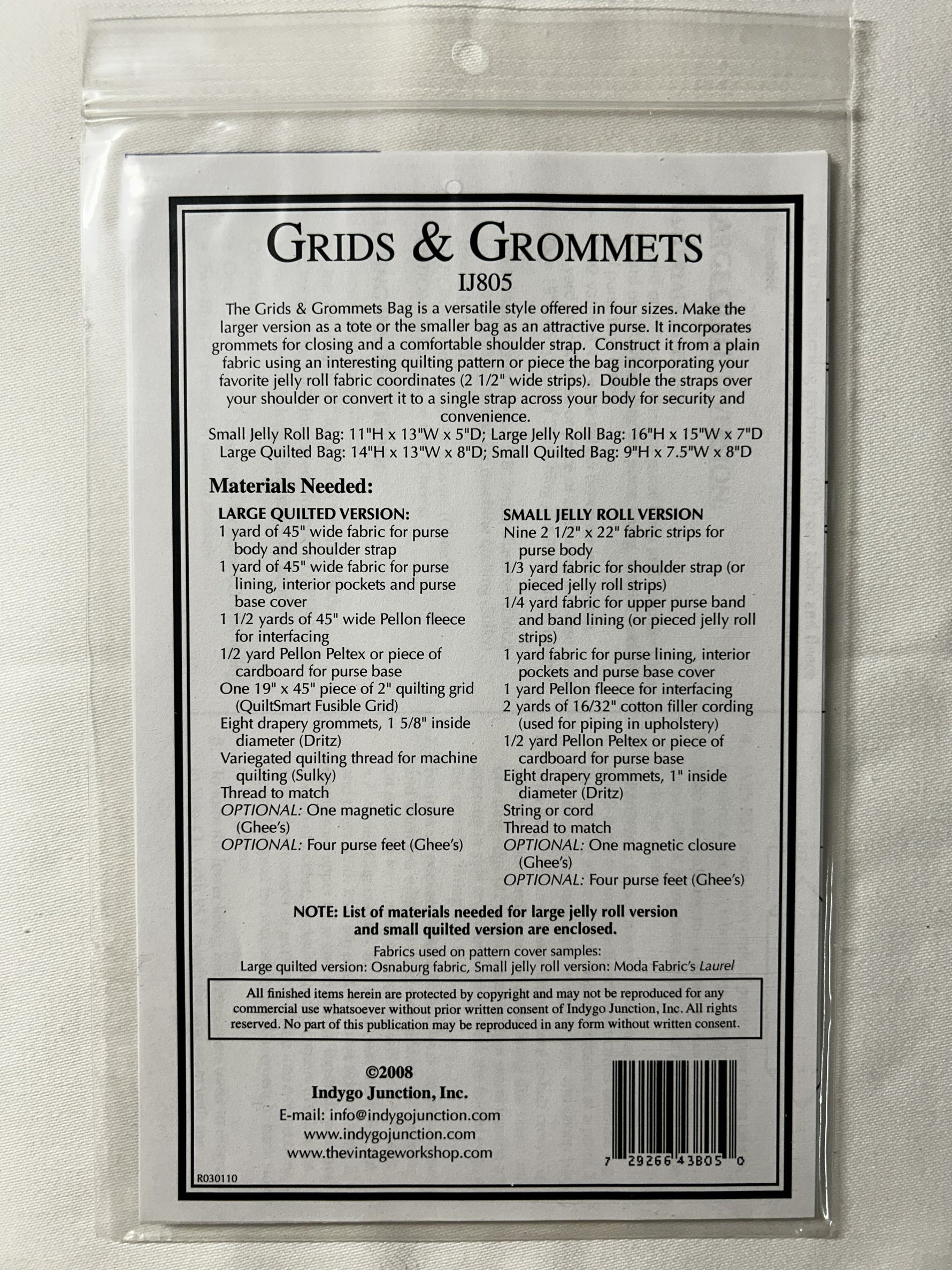 IJ805 Grids and Grommets Bags