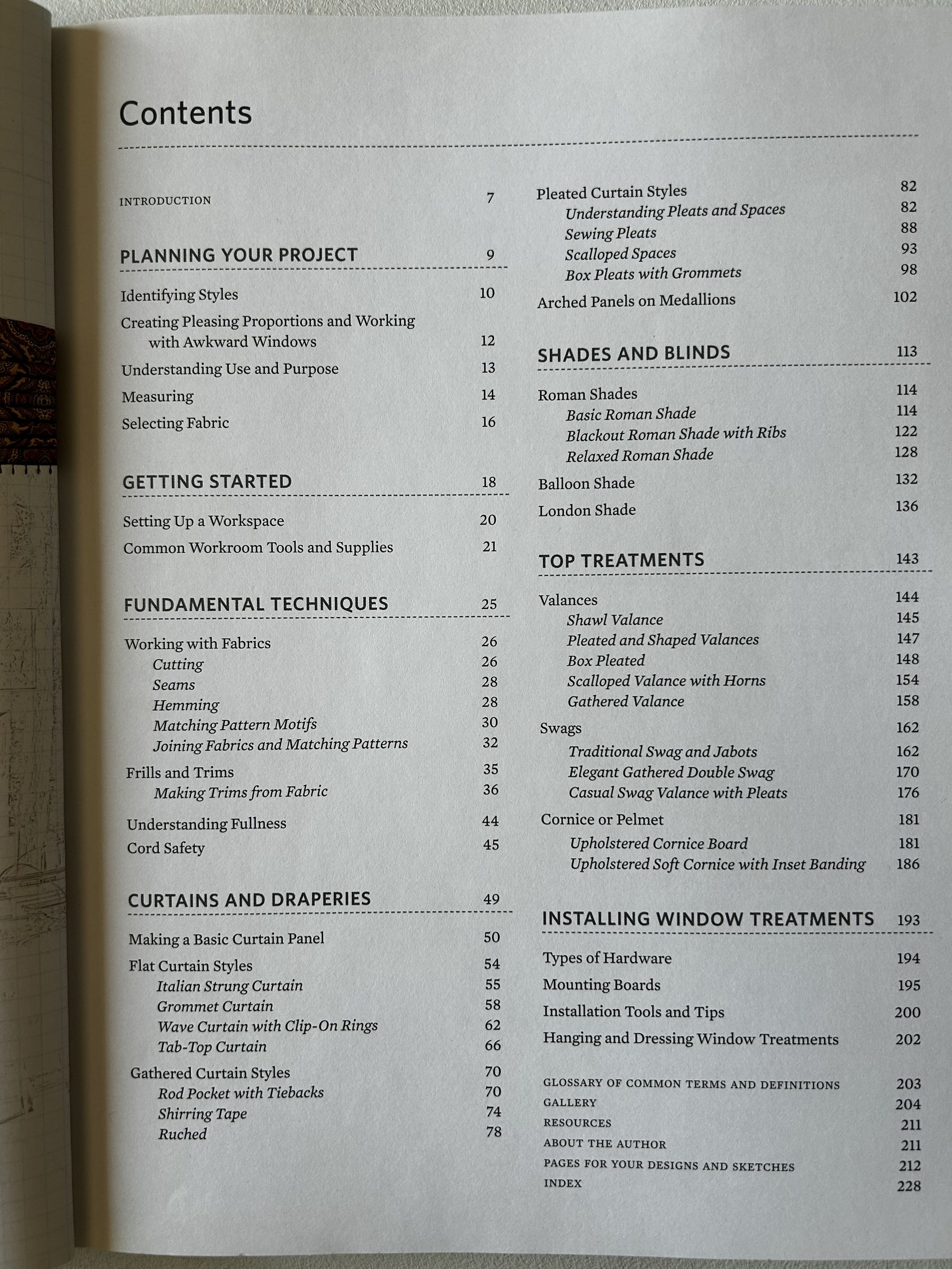 Singer® Sewing Custom: Curtains, Shades, and Top Treatments: A Complete Step-by-Step Guide to Making and Installing Window Decor (Used- Like New)