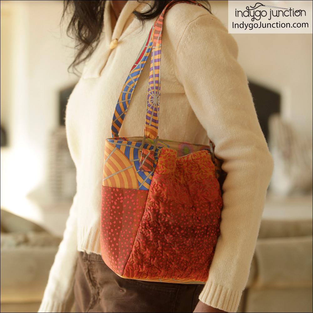 IJ927 Urban Tote by Indygo Junction