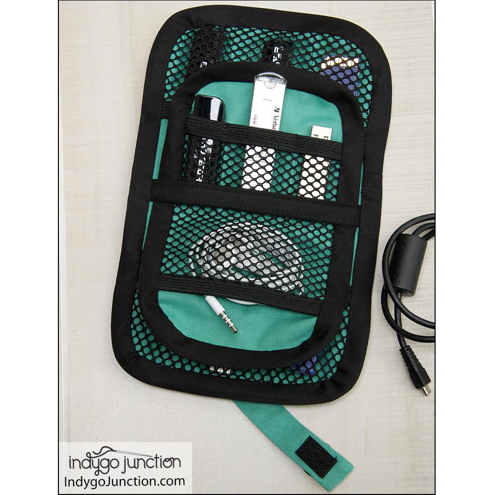 IJ954 Tech Accessory Organizer