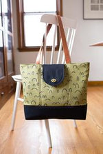 Explorer Tote
