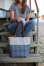 Caravan Tote + Pouch