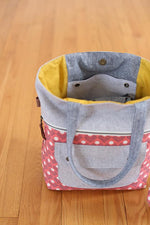 Caravan Tote + Pouch