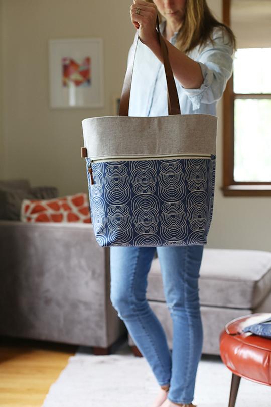 Caravan Tote + Pouch