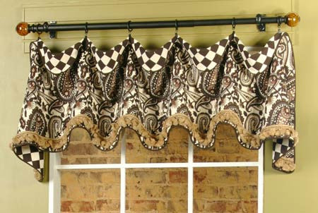 Cuff Top Valance Pattern by Pate Meadows