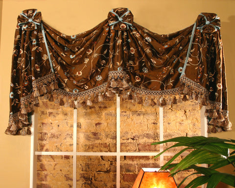 Morrison Valance by Pate Meadows